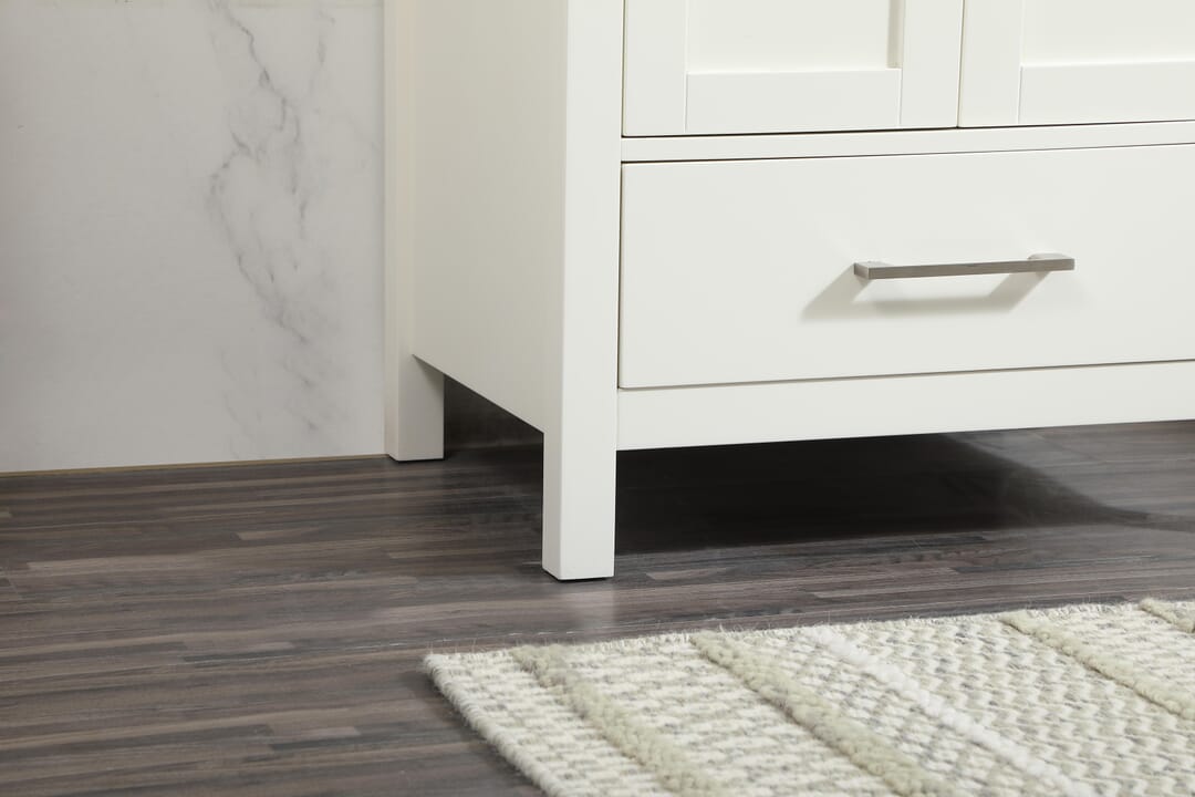 VF18824WH