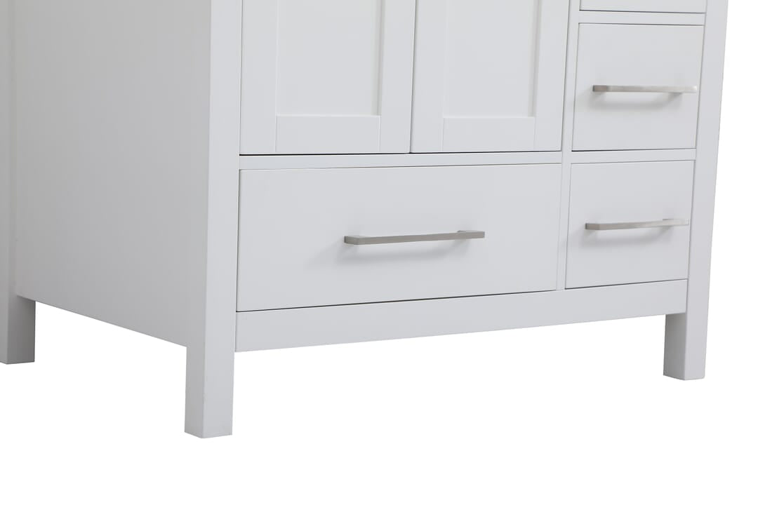 VF18832WH