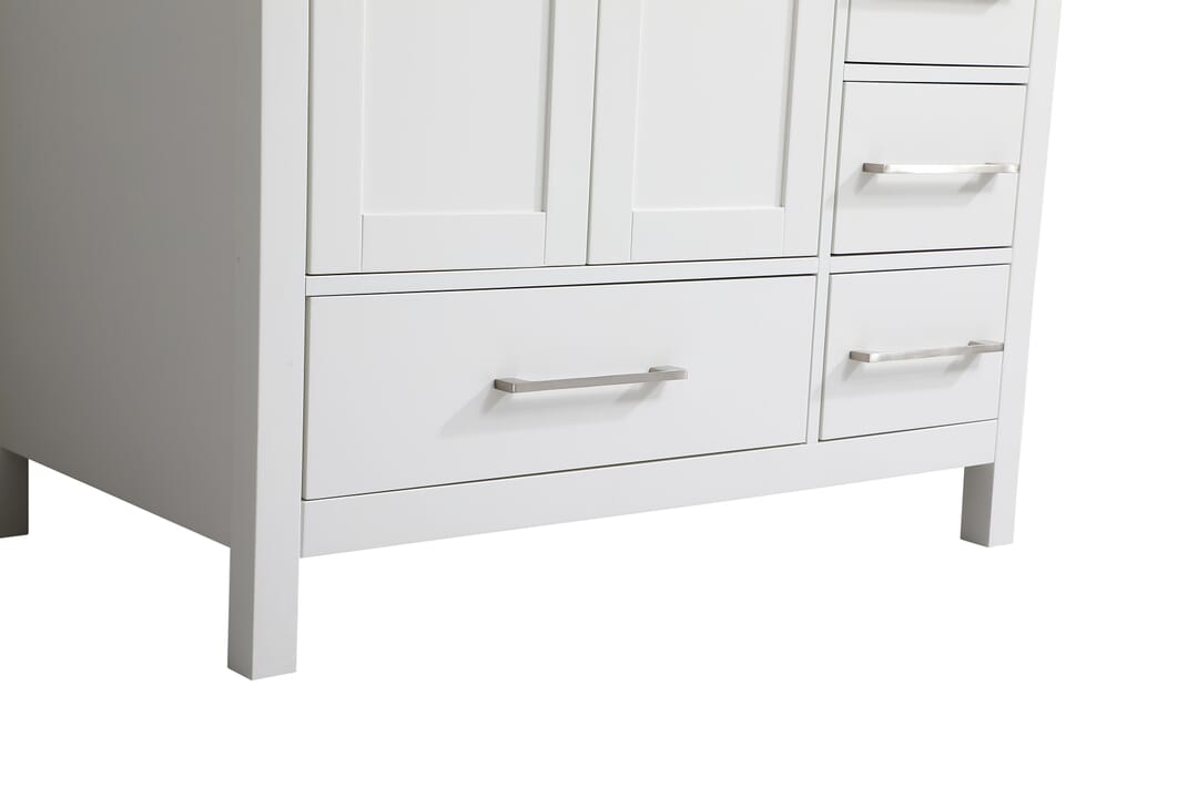 VF18836WH