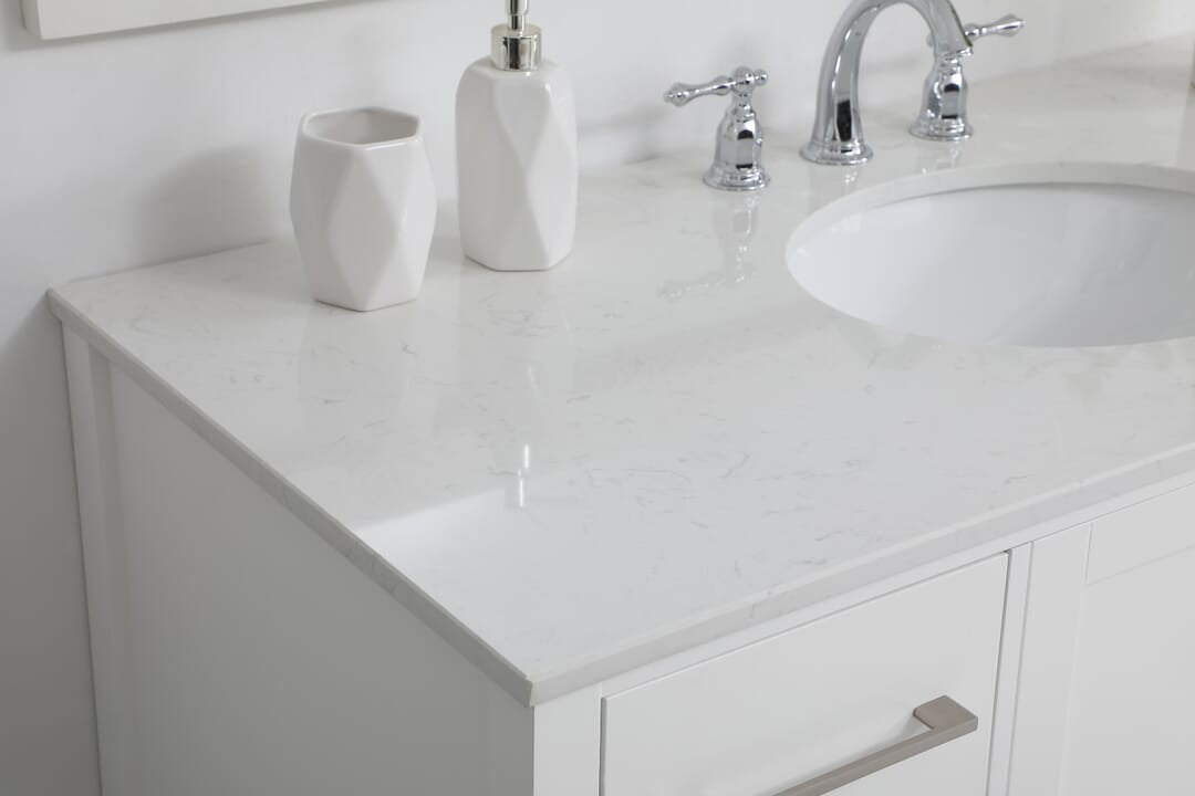 VF18848WH